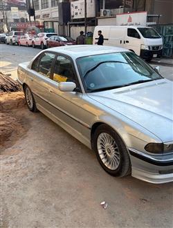 بي ام دبليو الفئة 7